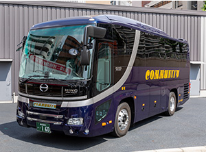 東京の貸切バス｜運転手付きで格安の見積もりなら「コミニティ交通」｜中型バス