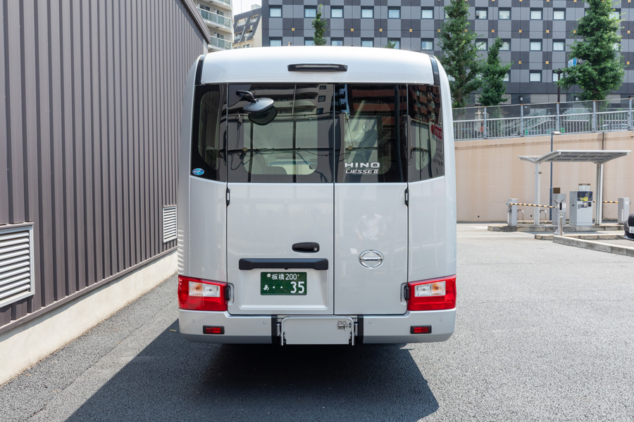 東京の貸切バス｜運転手付きで格安の見積もりなら「コミニティ交通」｜バス